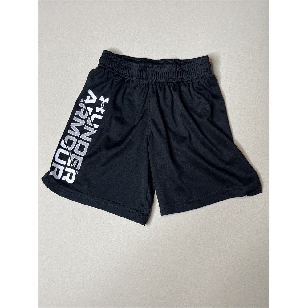 Under Armour Boy's Black Basketball Athletic Shorts Size 5